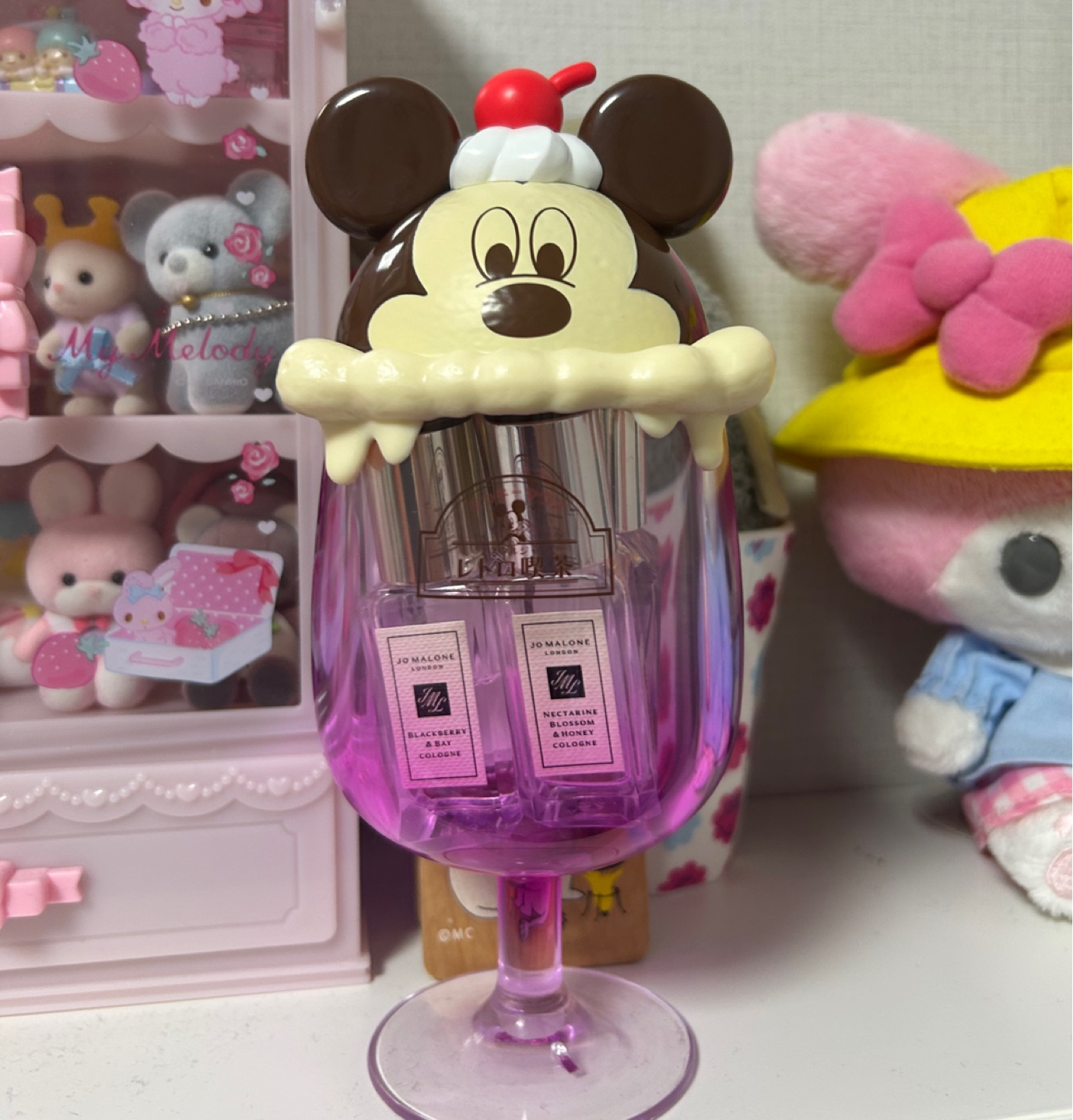 (⁎⁍̴̆Ɛ⁍̴̆⁎)디즈니 레트로  찻집 미키 크림소다 소품함☆彡