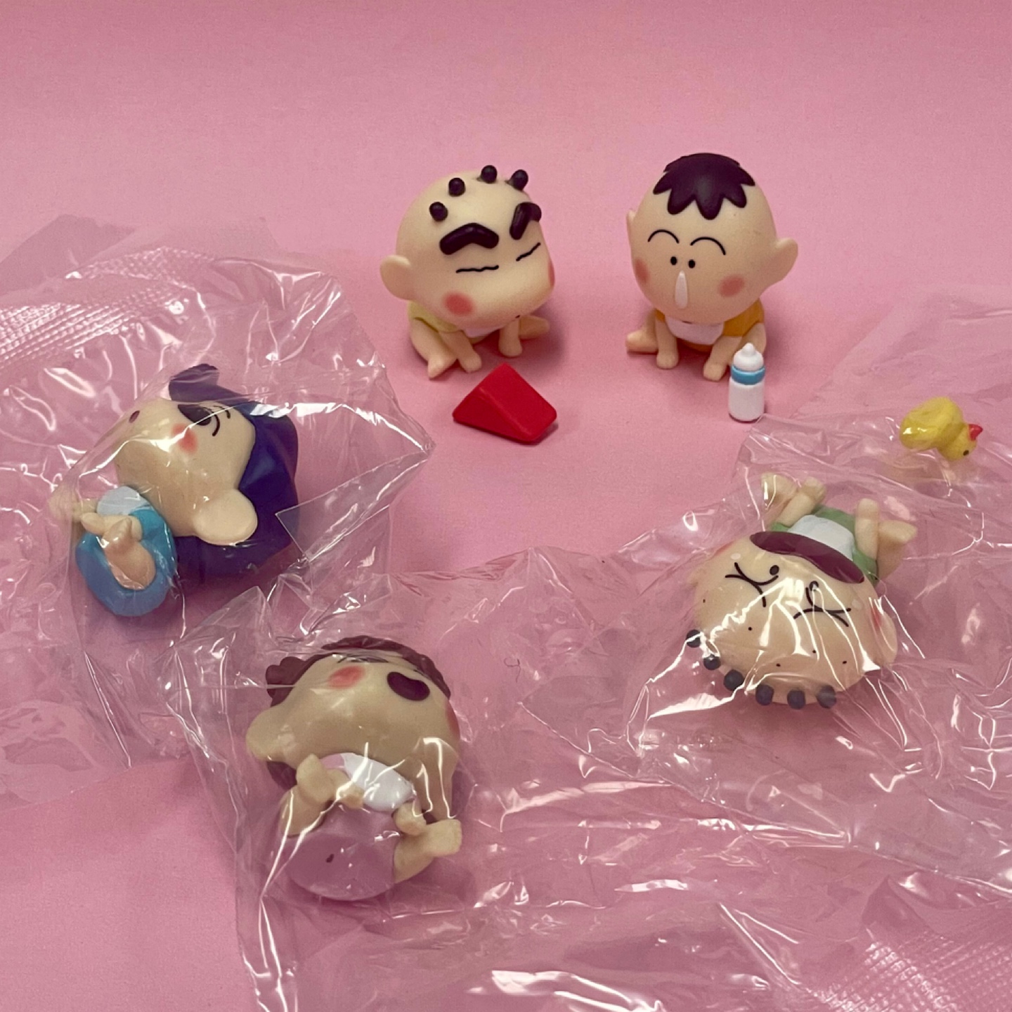 원래 짱구랑 맹구만 선물받았는데
운좋게 다른친구들도 한방에 찾음!!!