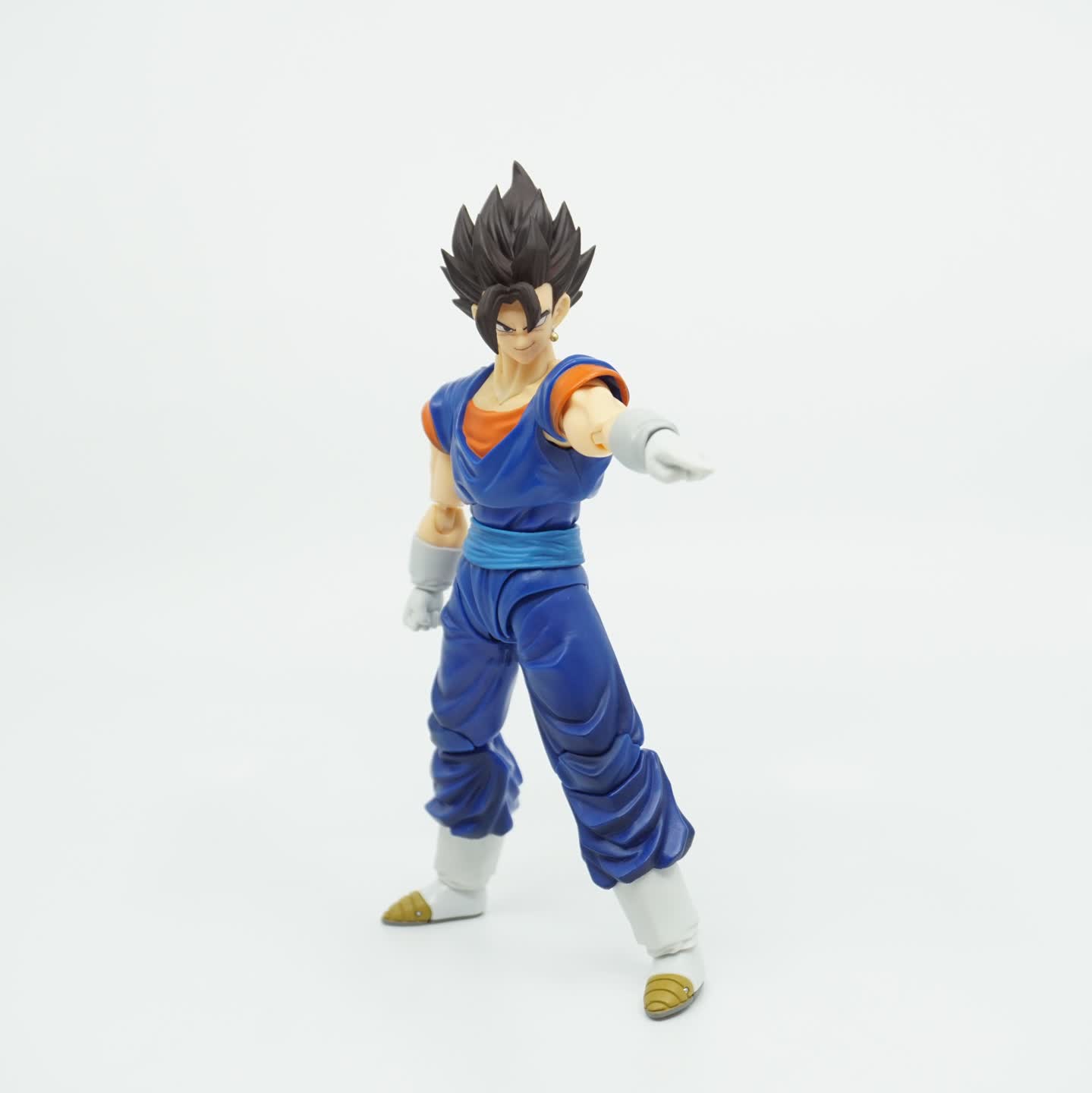 반다이 S.H.Figuarts 드래곤볼 베지트 2.0