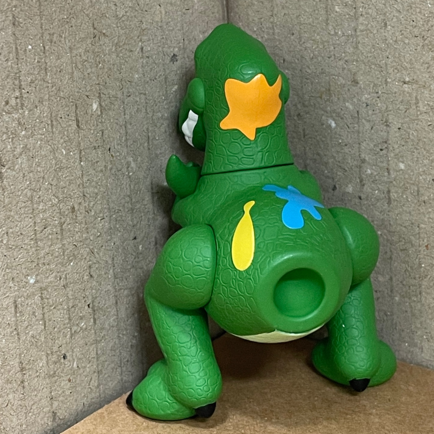 꼬리 땜에 슬픈 렉스🦖