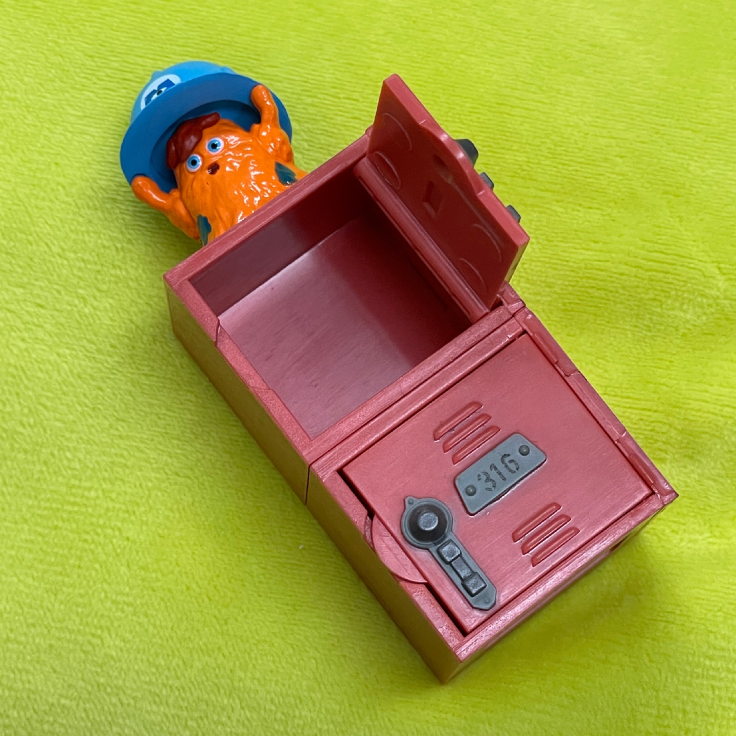 Monsters, Inc. Ride & Go Seek!