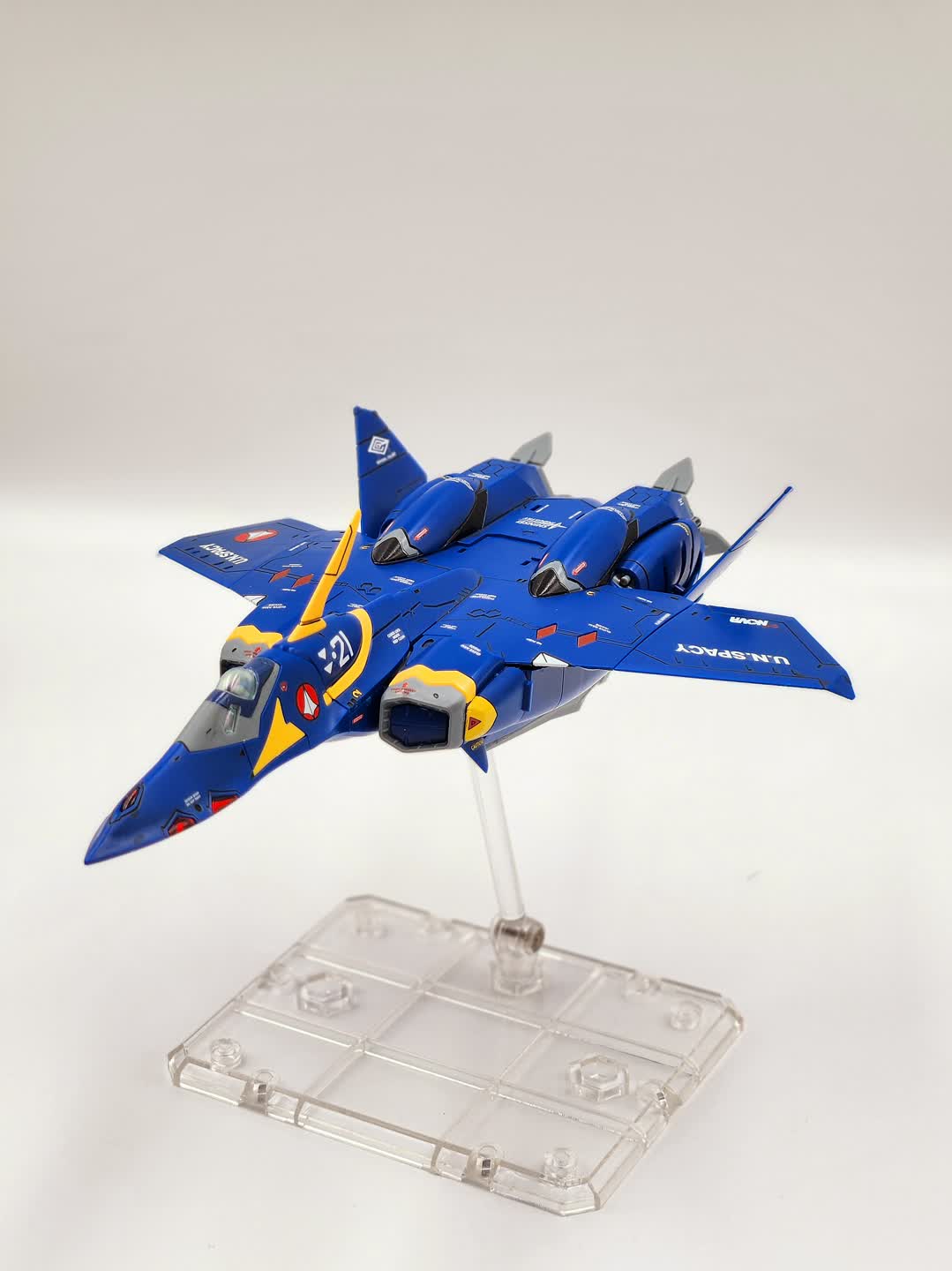YF 21
