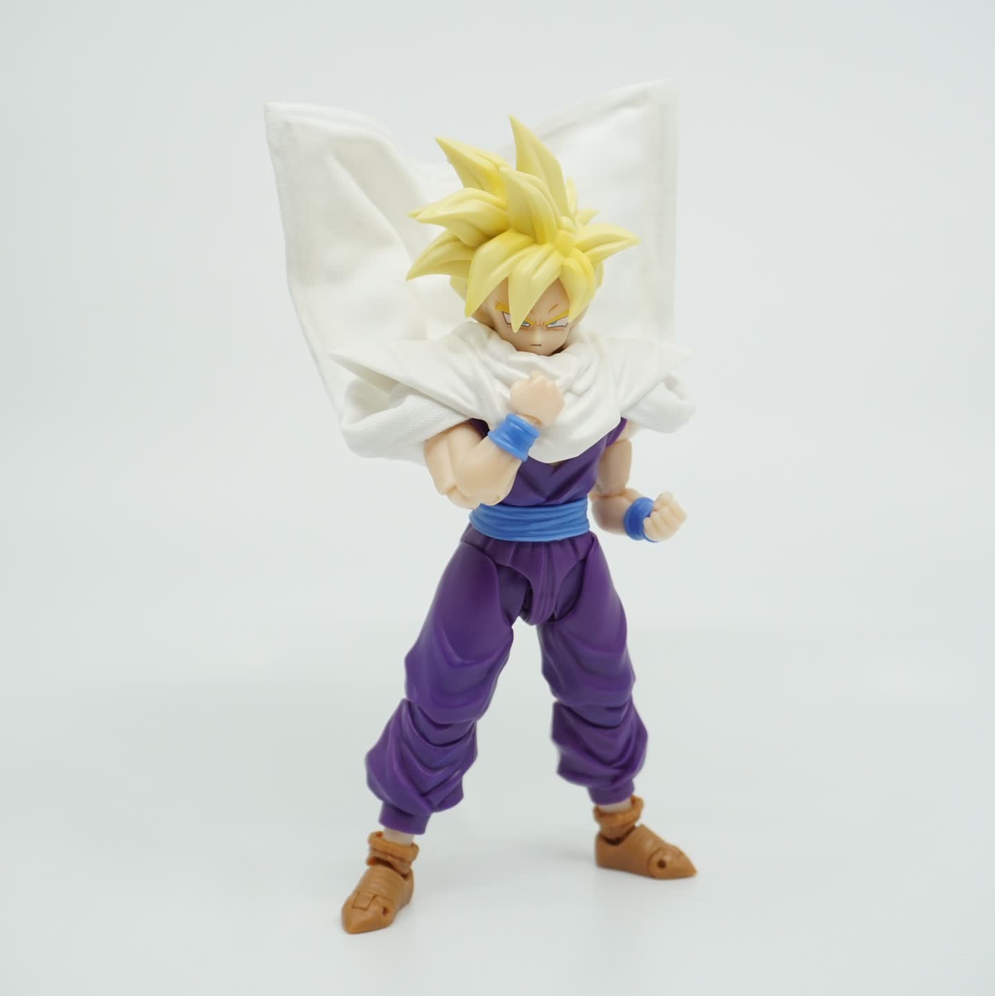반다이 S.H.Figuarts 손오반 -오공을 초월한 전사-