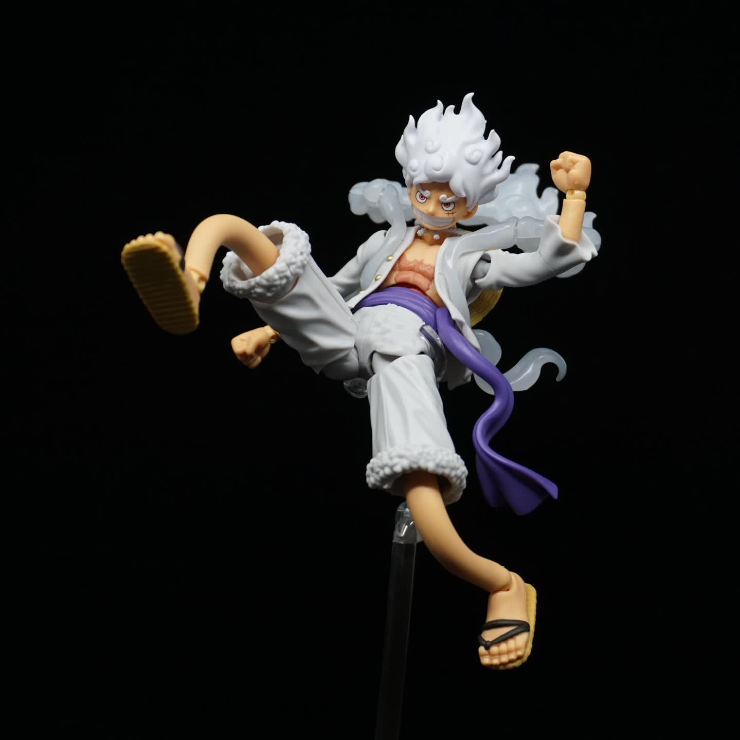 반다이 S.H.Figuarts 몽키 D. 루피 -기어 5- (니카)