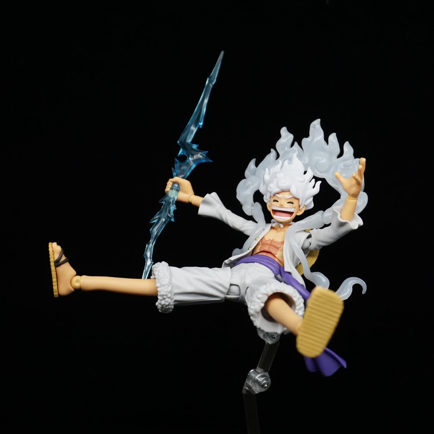 반다이 S.H.Figuarts 몽키 D. 루피 -기어 5- (니카)