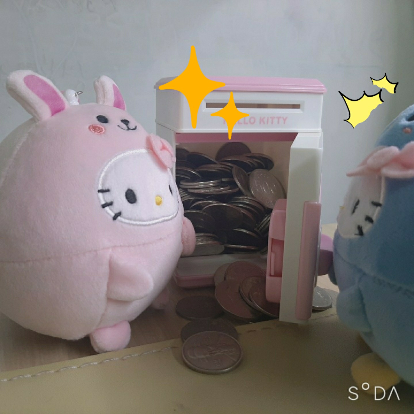 인형탈쓴 키티😍