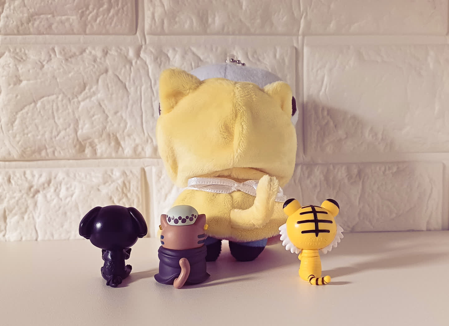 🐶🐾🐱💛