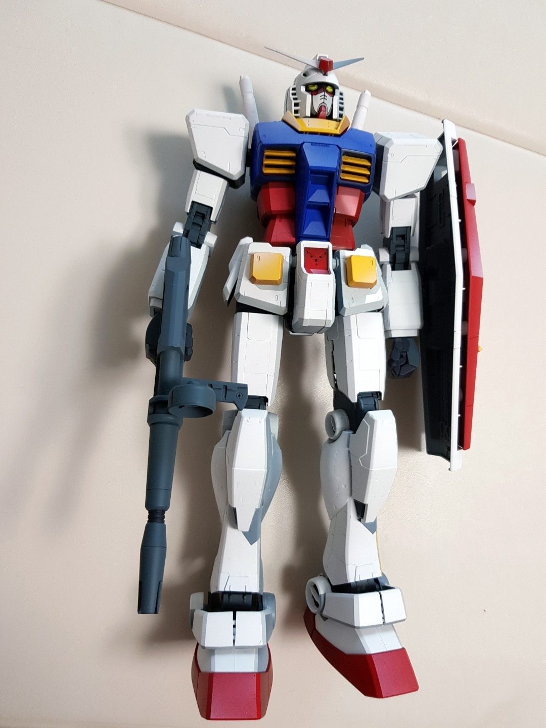 메가사이즈 1/48 RX-78 GUNDAM, 2D애니메이션화.