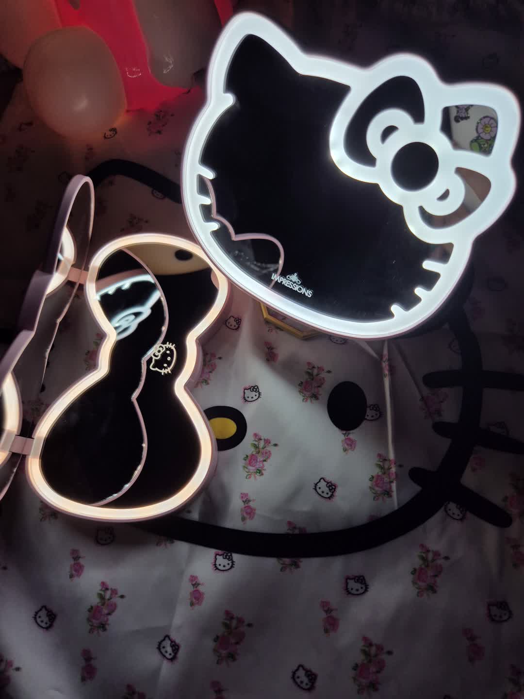 키티 산리오 LED 거울