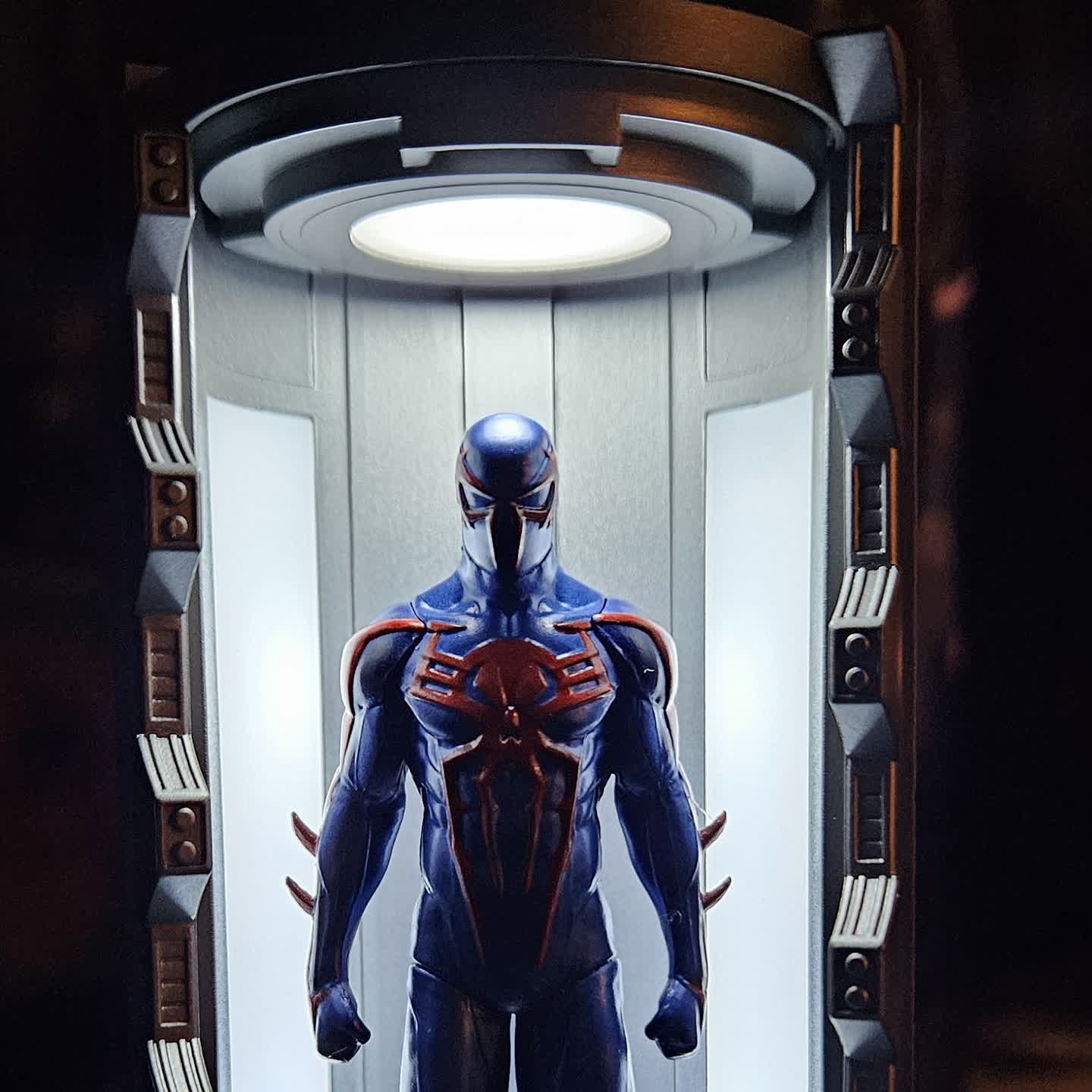 스파이더맨 2099 아머리 라이트온
