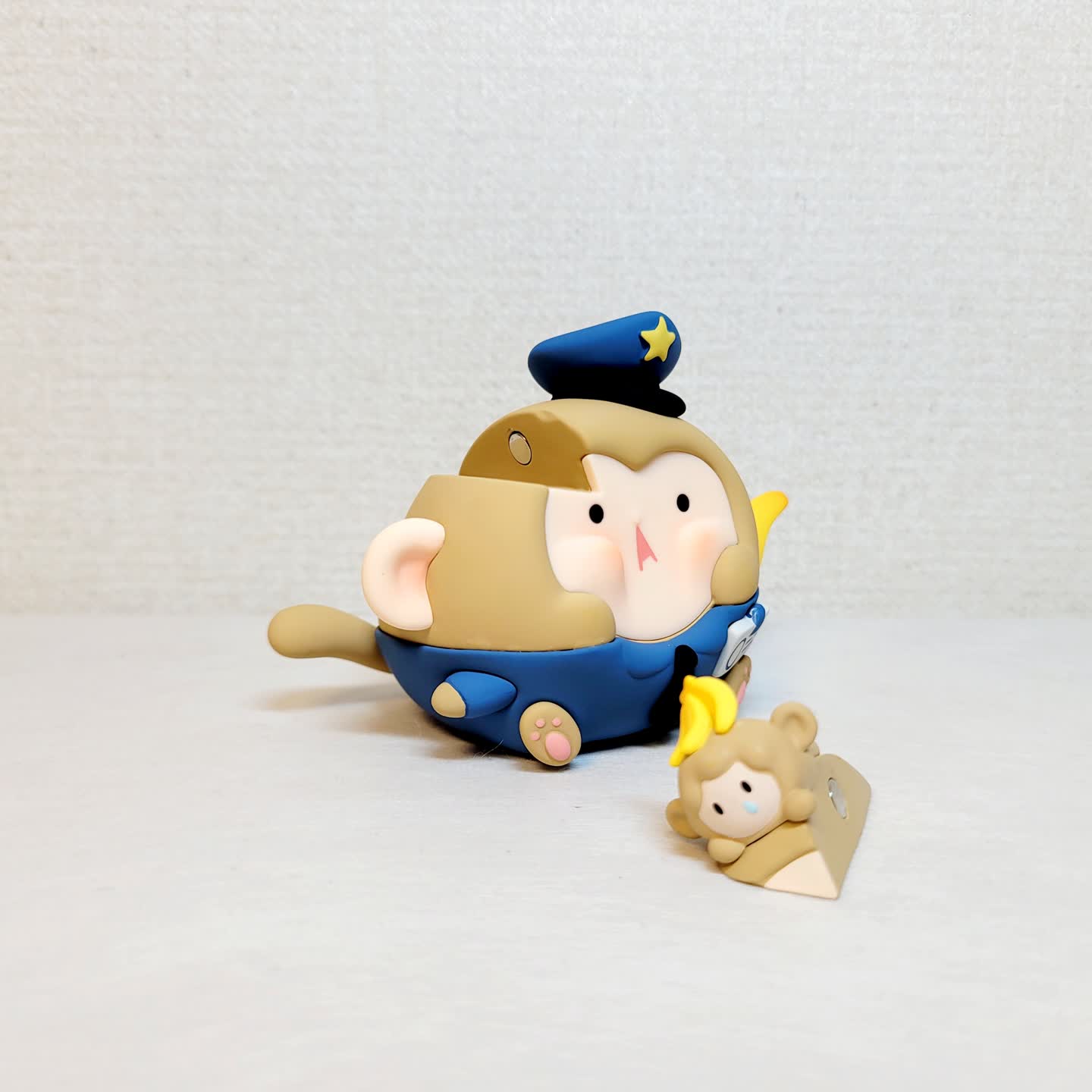 🍌퇀퇀 네온 선셋 비스트로-몽키 경장🐵