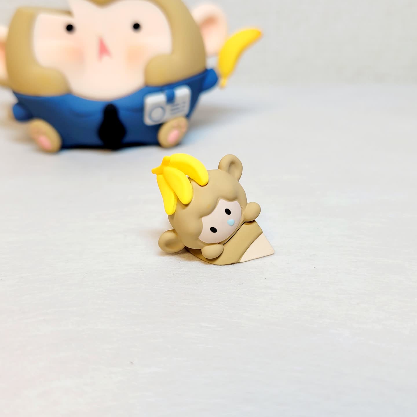 🍌퇀퇀 네온 선셋 비스트로-몽키 경장🐵