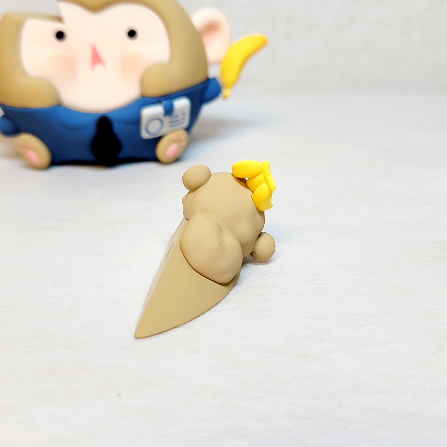 🍌퇀퇀 네온 선셋 비스트로-몽키 경장🐵