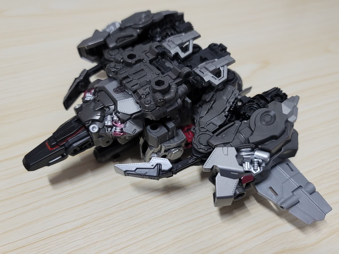 컨셉아트 메가트론의 제트기 모드 | 콜리(Colley)