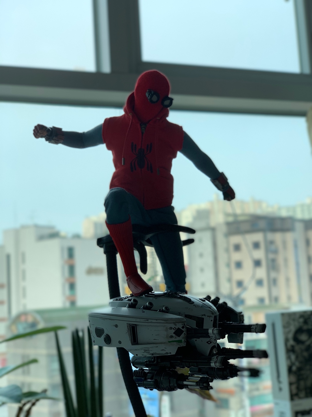핫토이 파프롬홈 스파이더맨 홈메이드 슈트