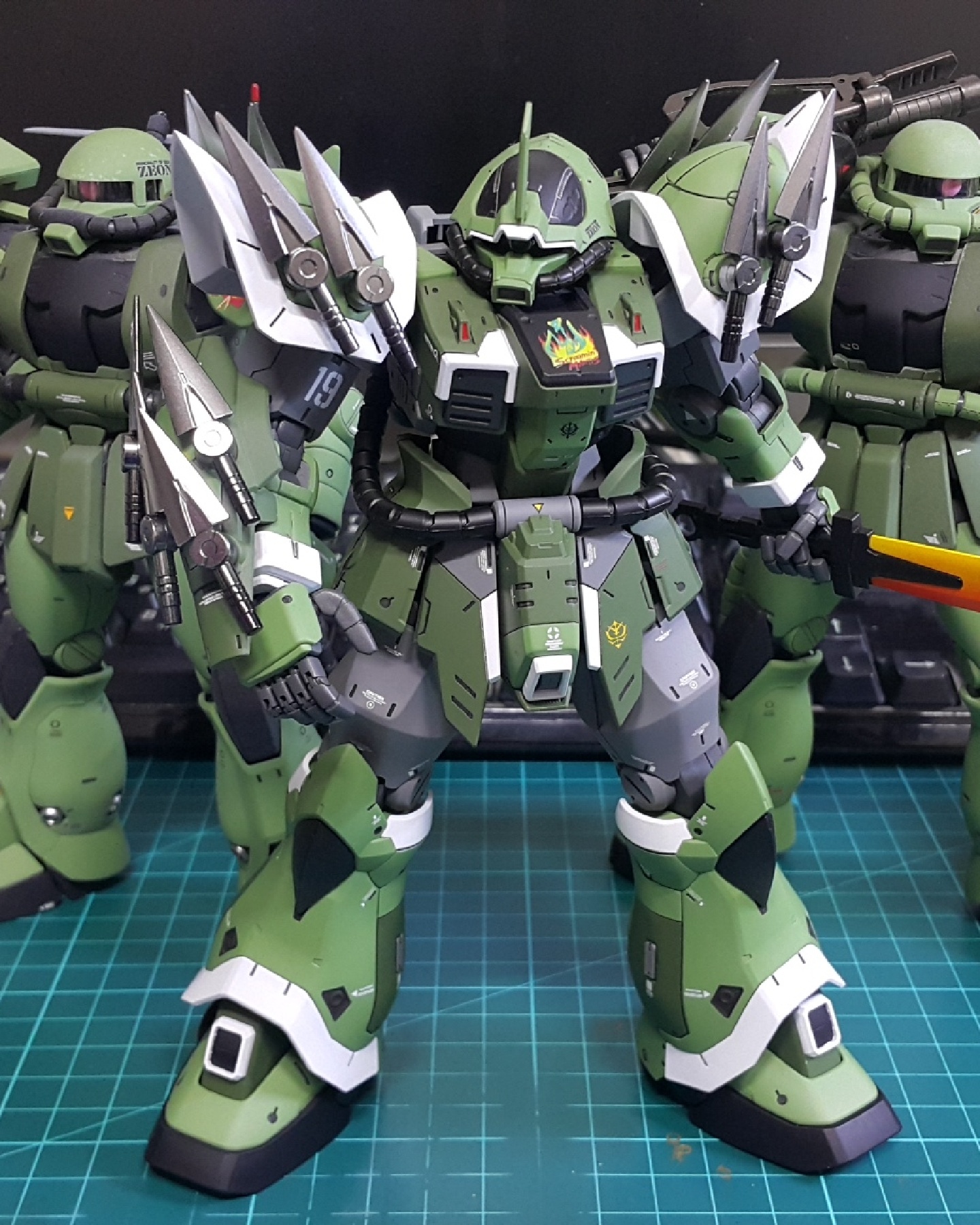 RE100 이프리트 슈나이드