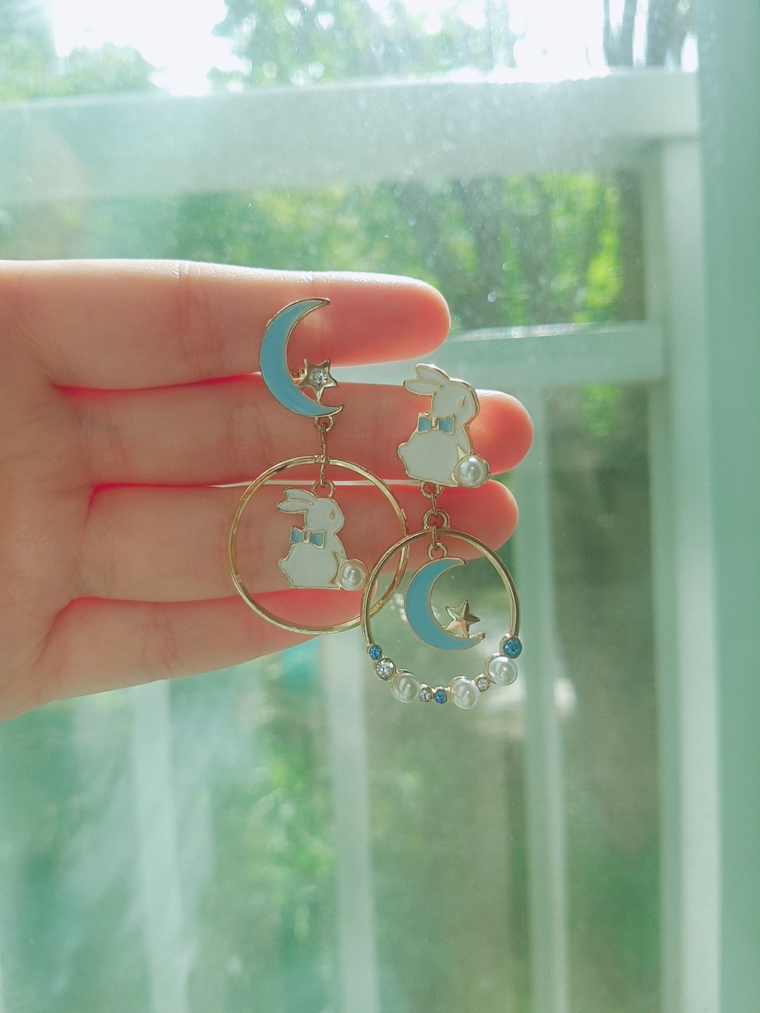 옜날에 샀었던 토끼귀찌☁️