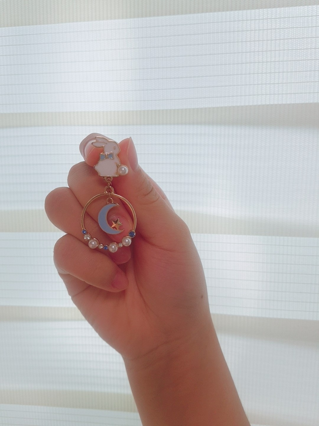 옜날에 샀었던 토끼귀찌☁️
