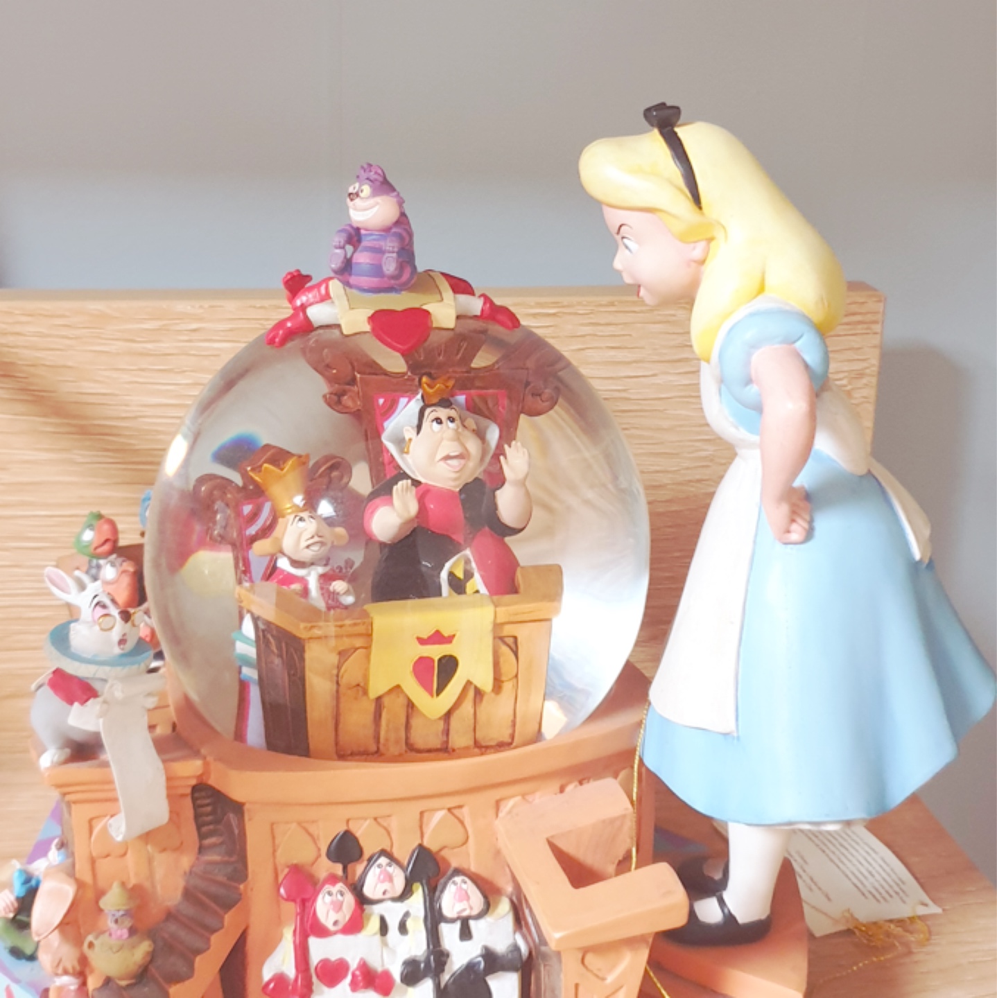 Alice with red queen