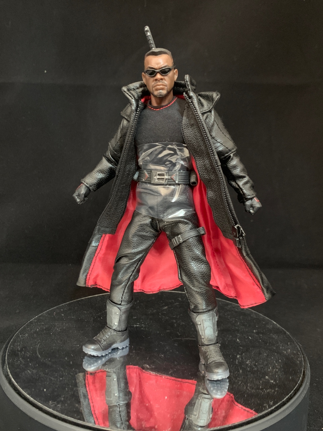 MezcoToys One:12 블레이드