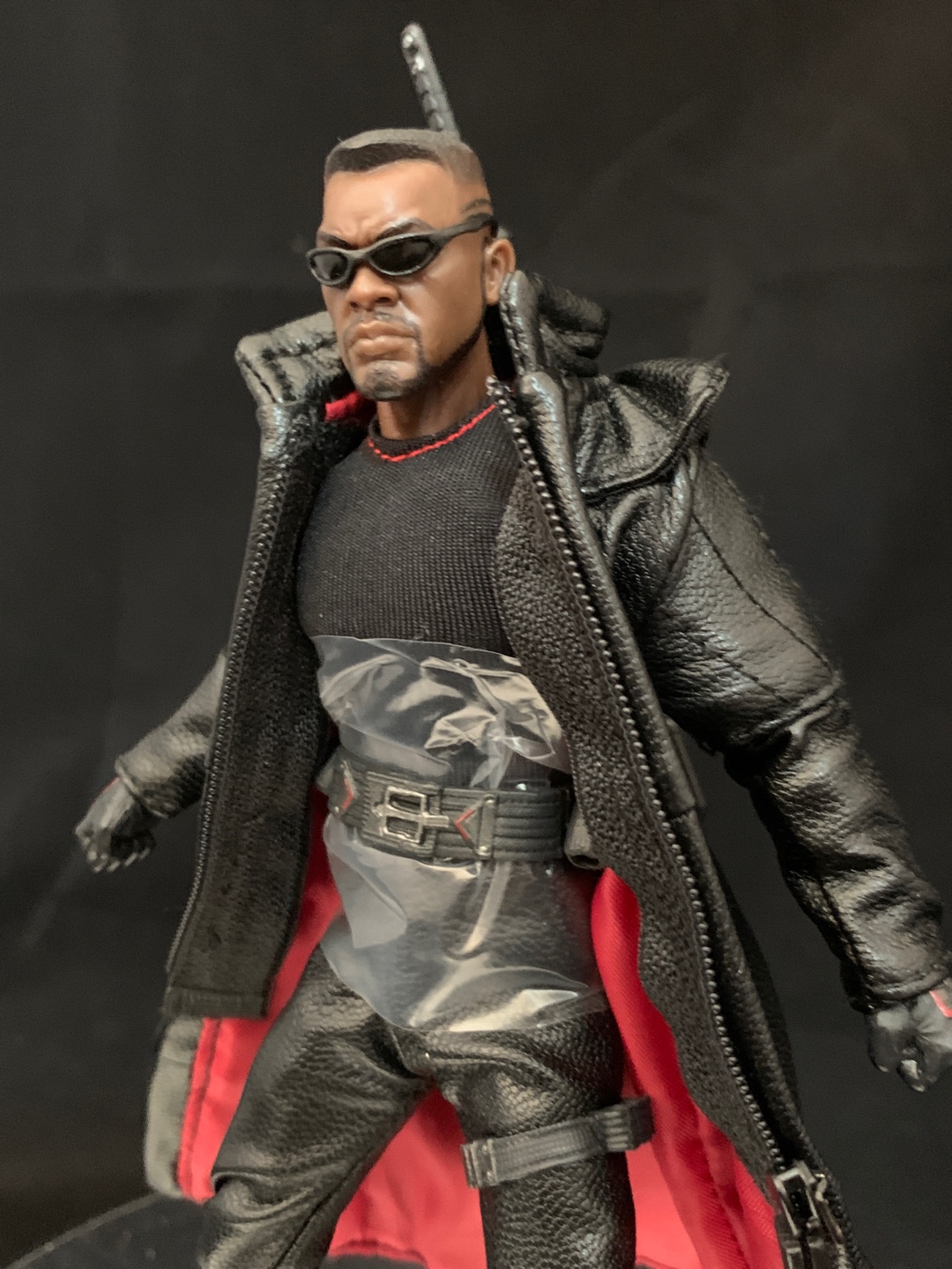 MezcoToys One:12 블레이드