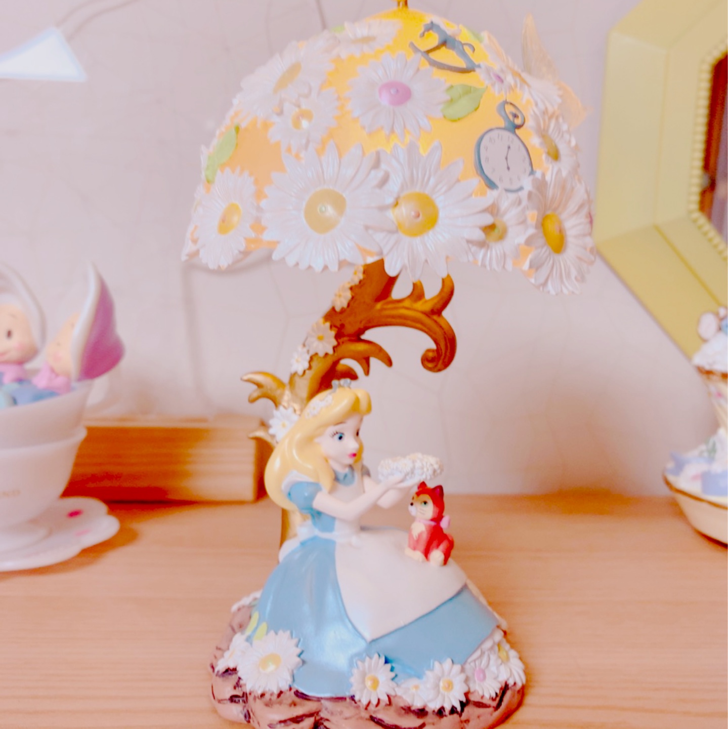 Alice with dinah