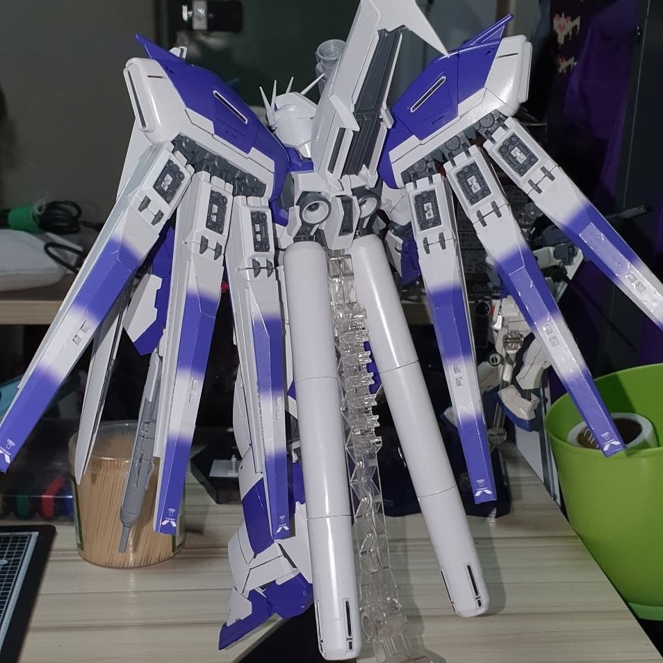 하이뉴 건담 핀판넬 그라데이션씰 부착