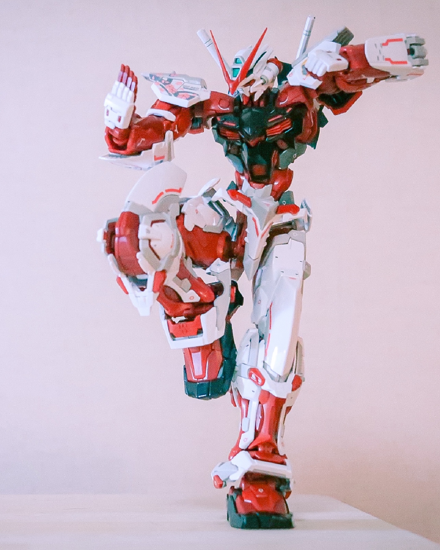 HiRM Astray Redframe