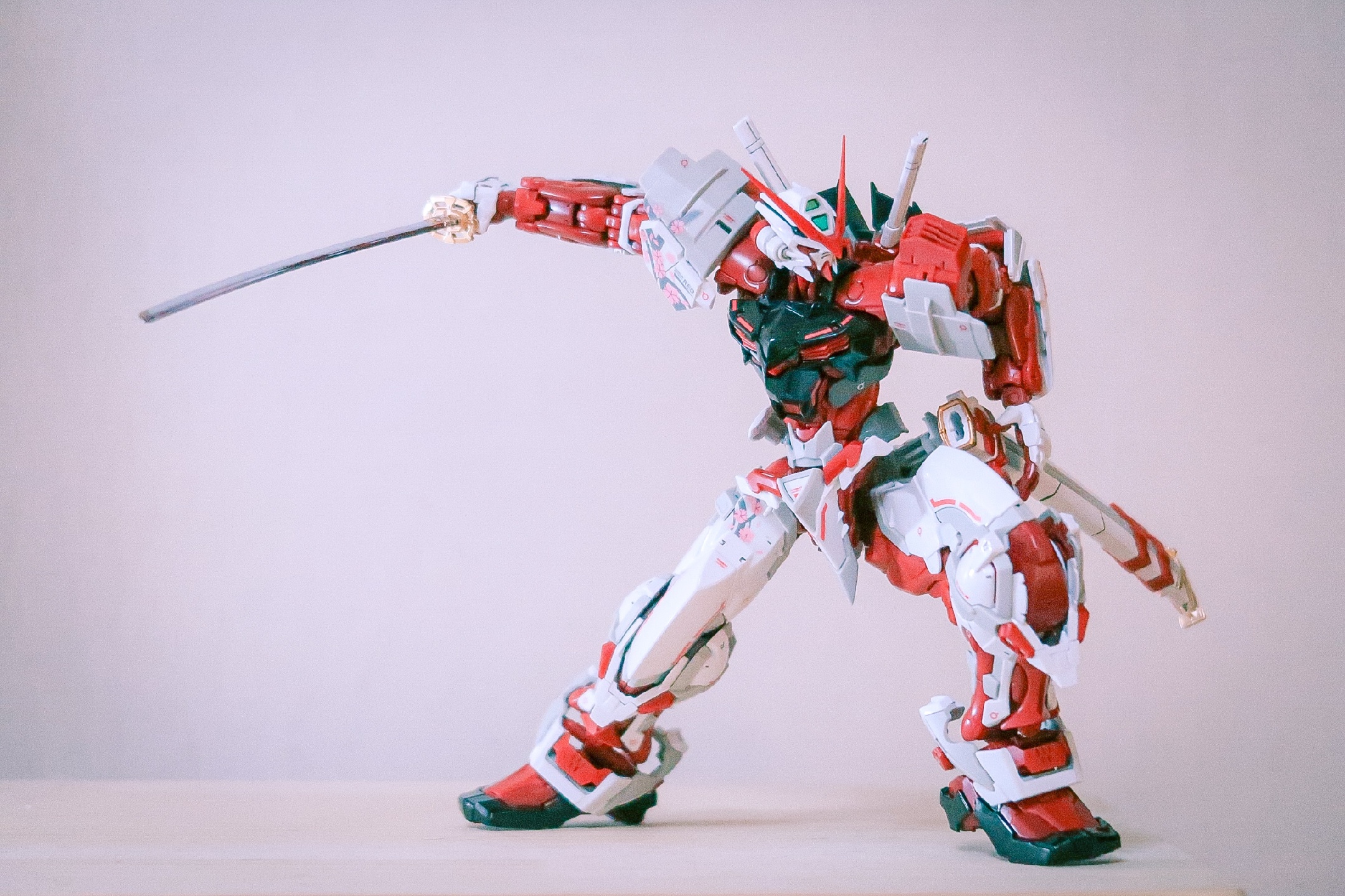HiRM Astray Redframe
