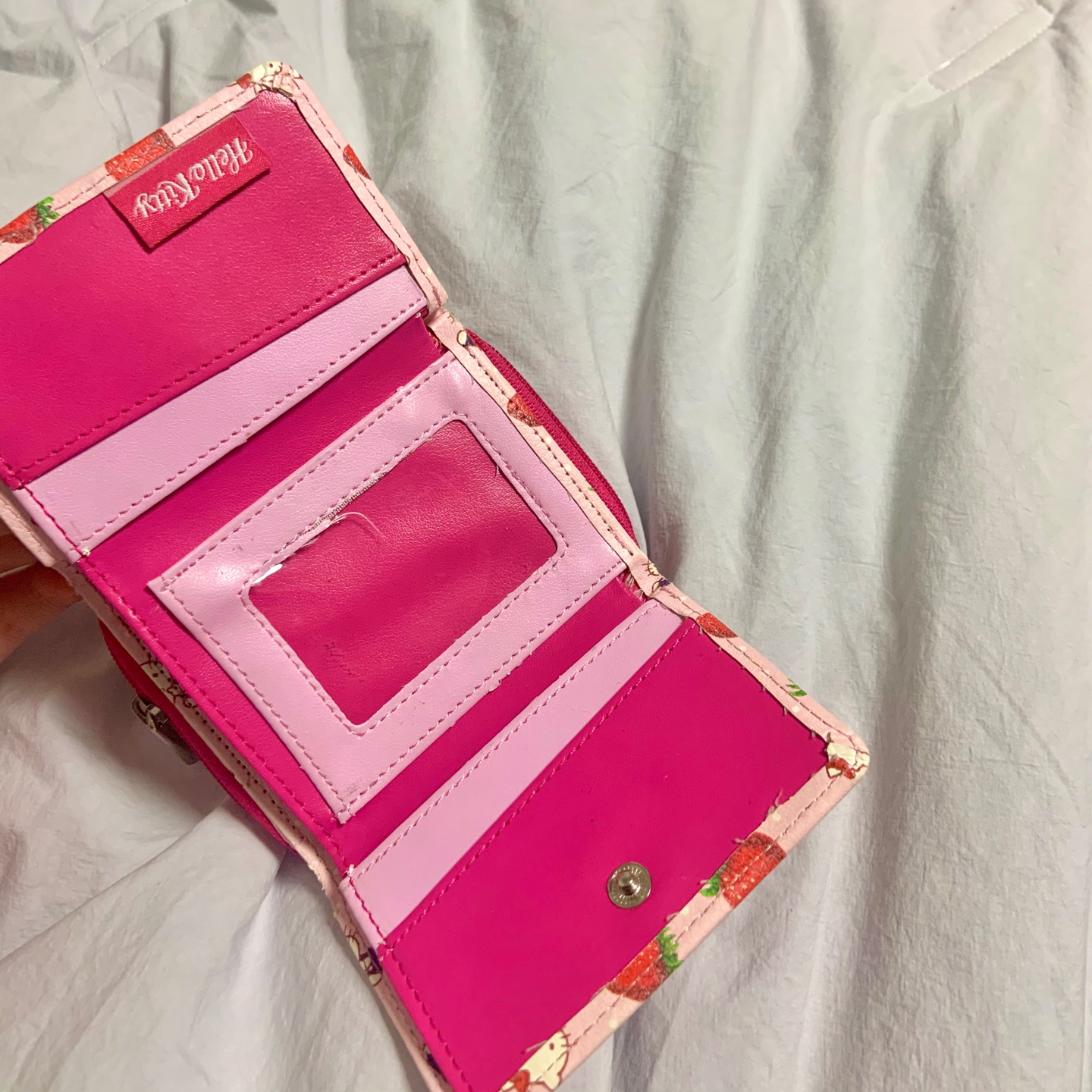 🎀 𝐻𝑒𝑙𝑙𝑜 𝑘𝑖𝑡𝑡𝑦 37 🎀
