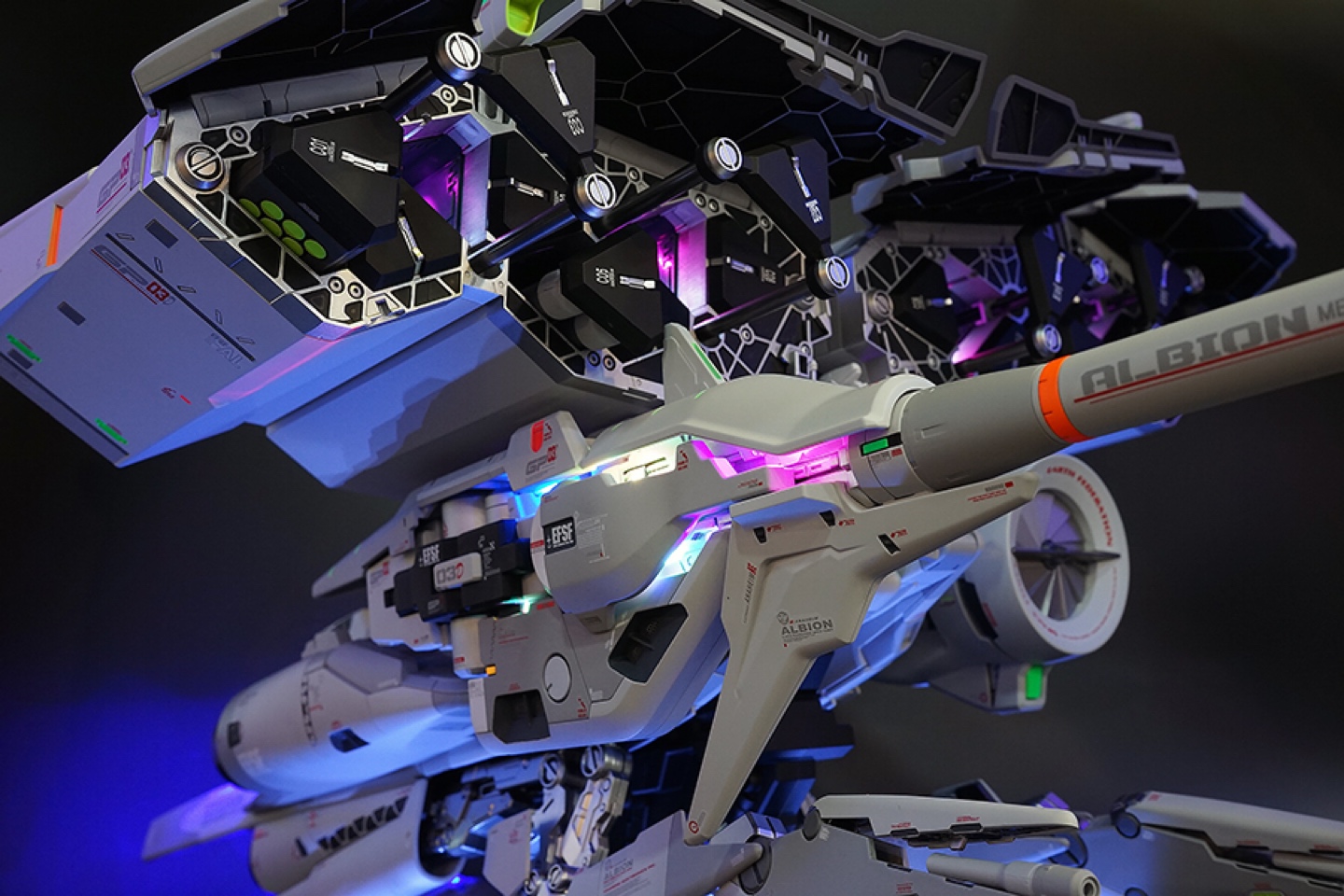 HGUC 덴드로비움 led 개조