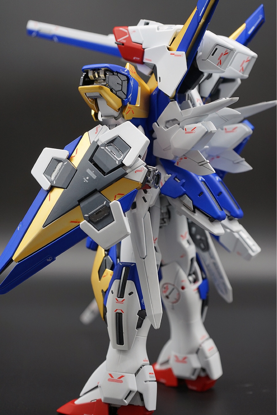 MG 클럽 G V2 어썰트 버스터 건담