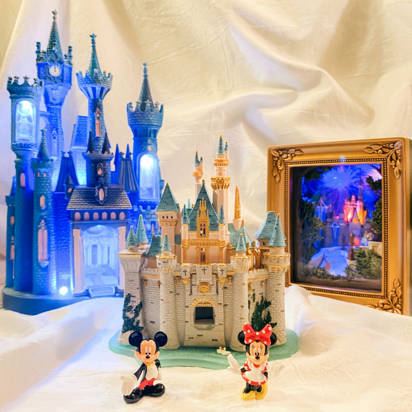 Disney castle🏰🌈