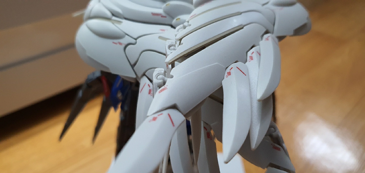 WING ZERO EW
