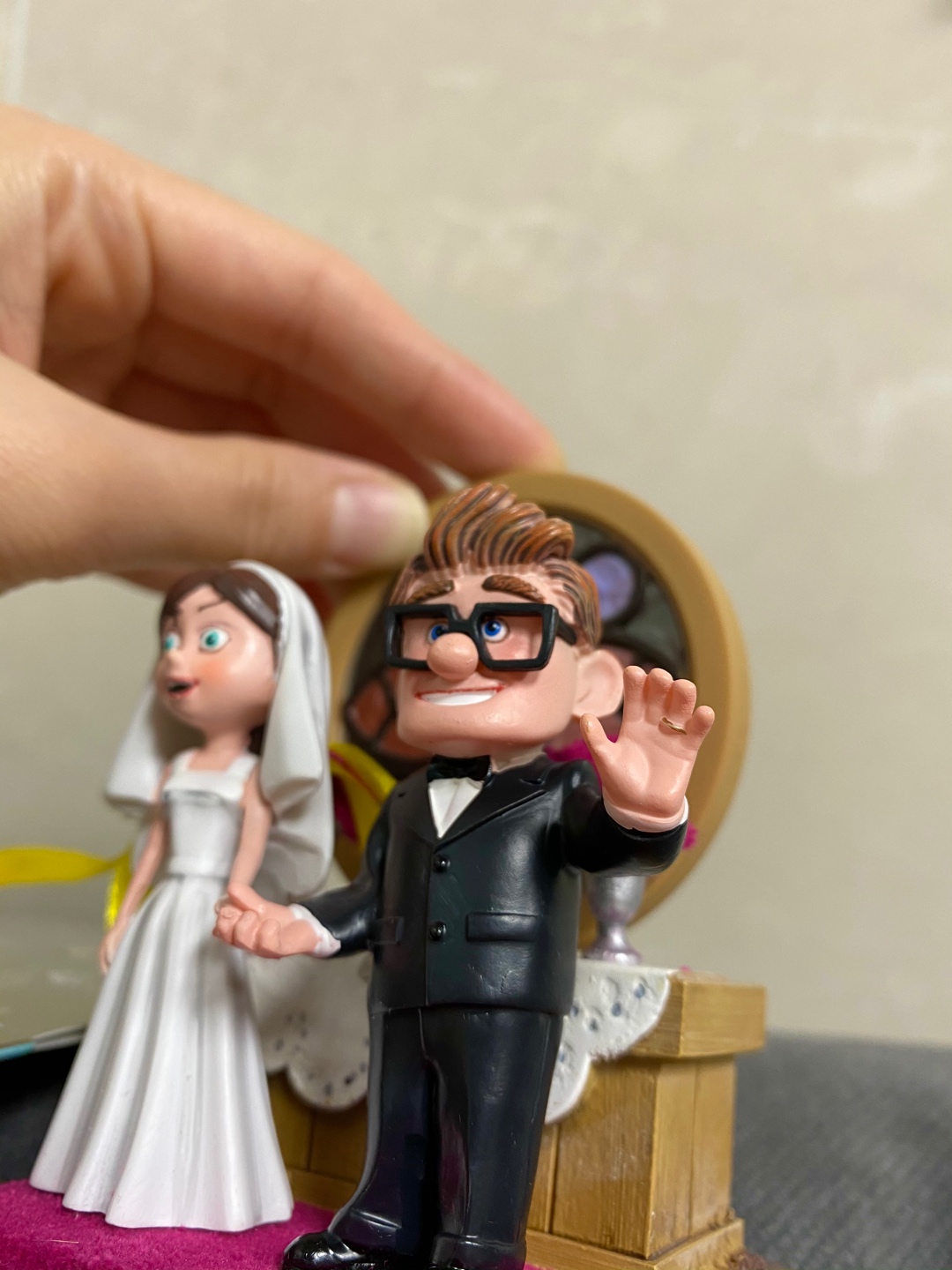 CARL AND ELLIE WEDDING ORNAMENT