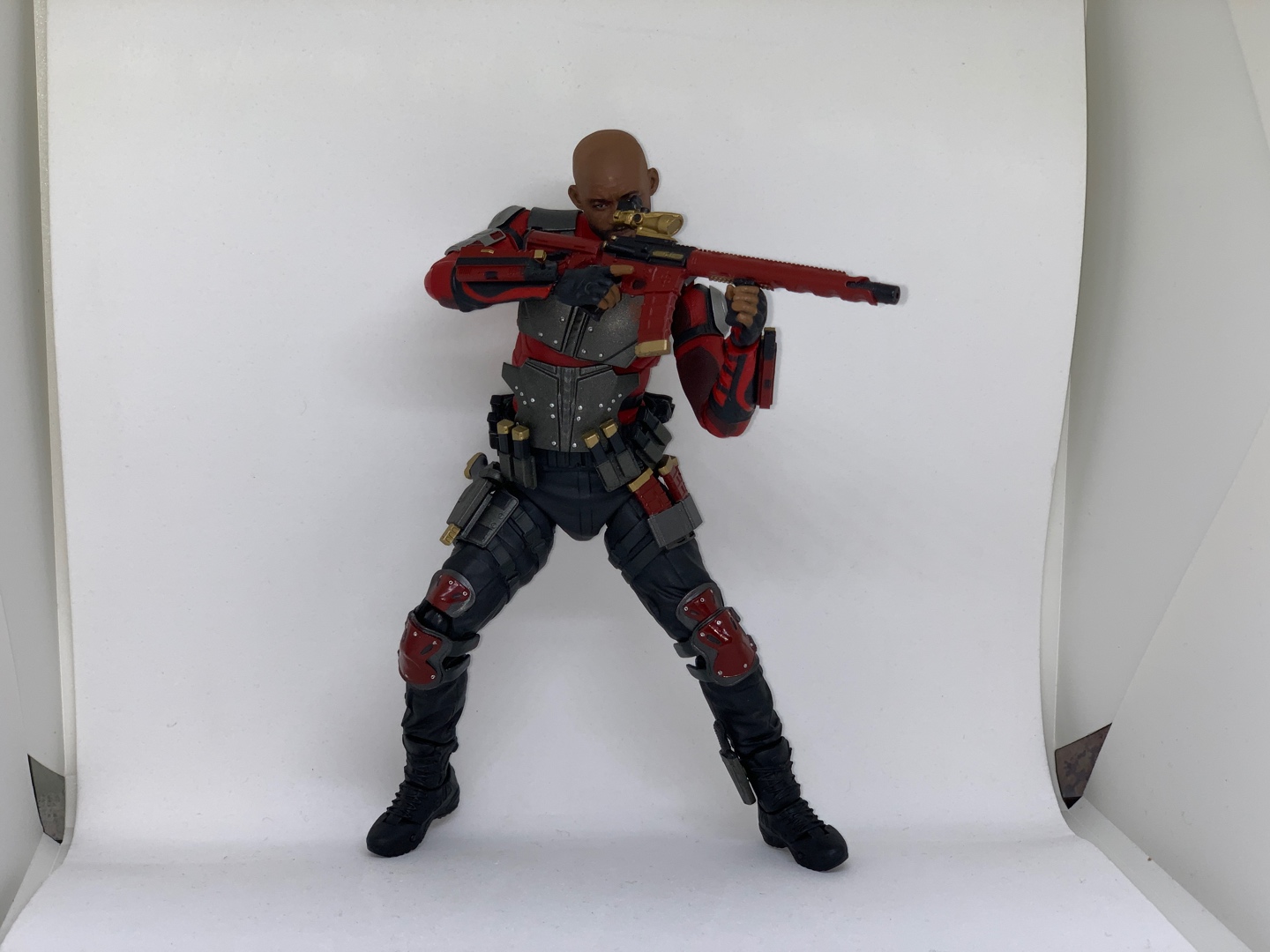 반다이 S.H.Figuarts + Suicide Squad
DEADSHOT & Harley Quinn