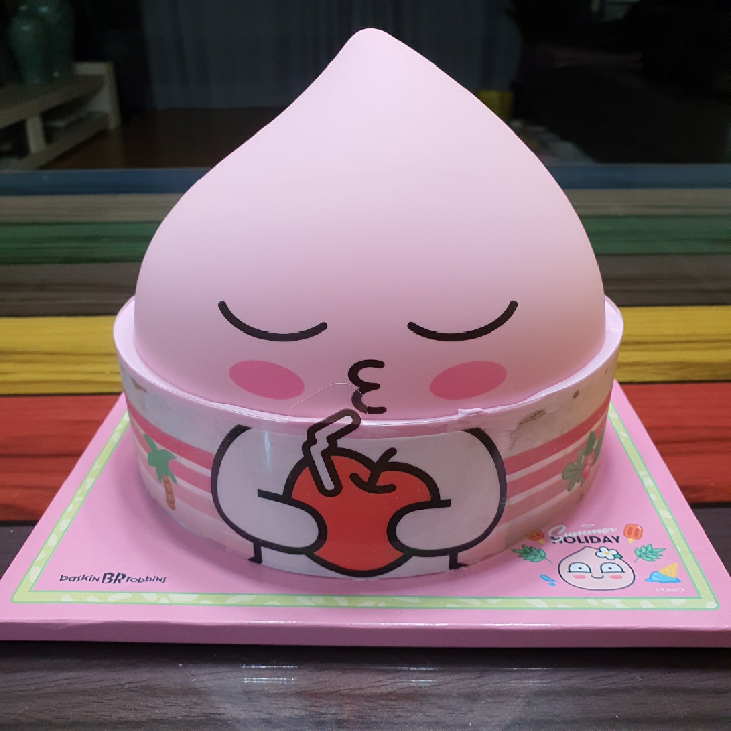 생일엔 역시 어피치 케이크