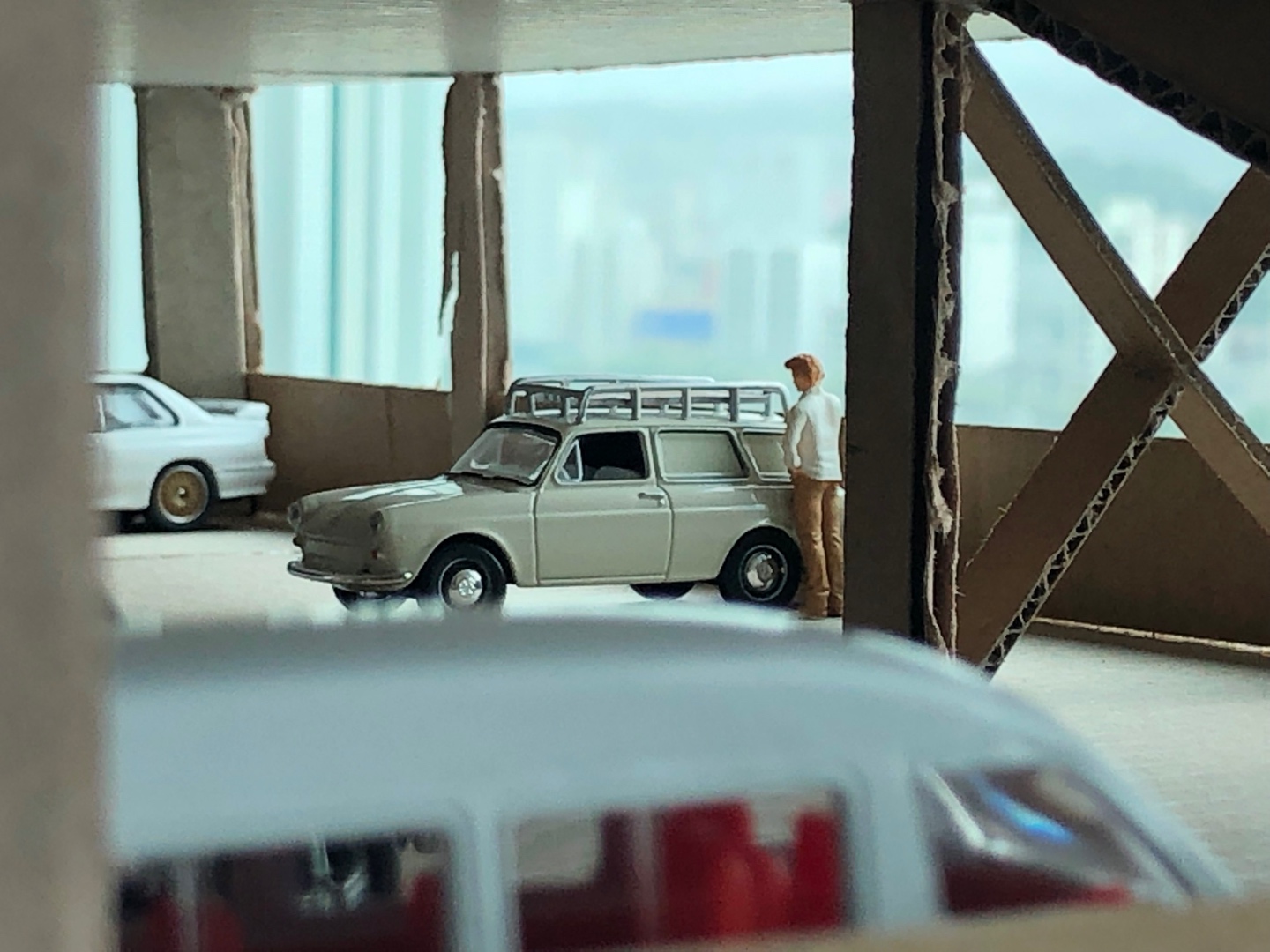 DIORAMA 