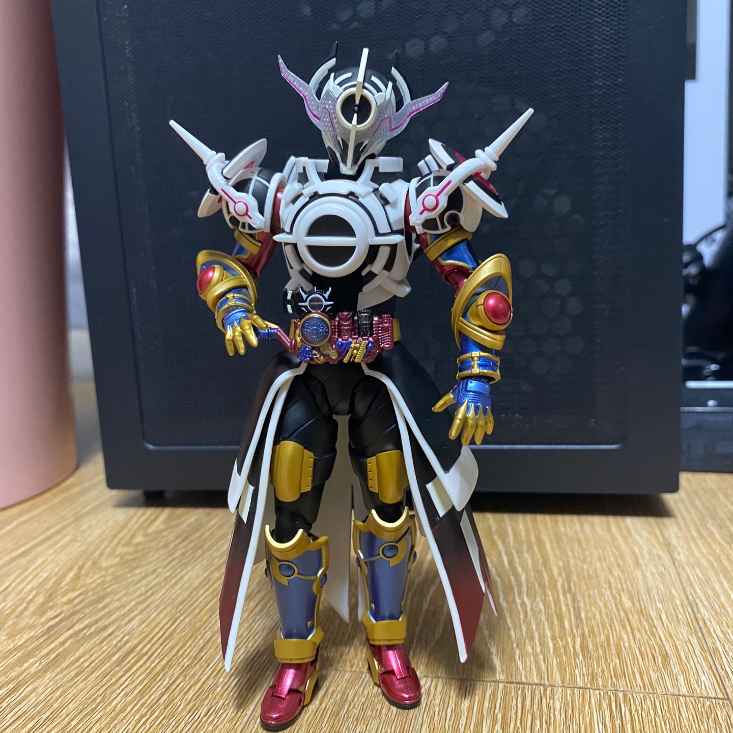 SHF 가면라이더 에볼 페이즈4 블랙홀폼