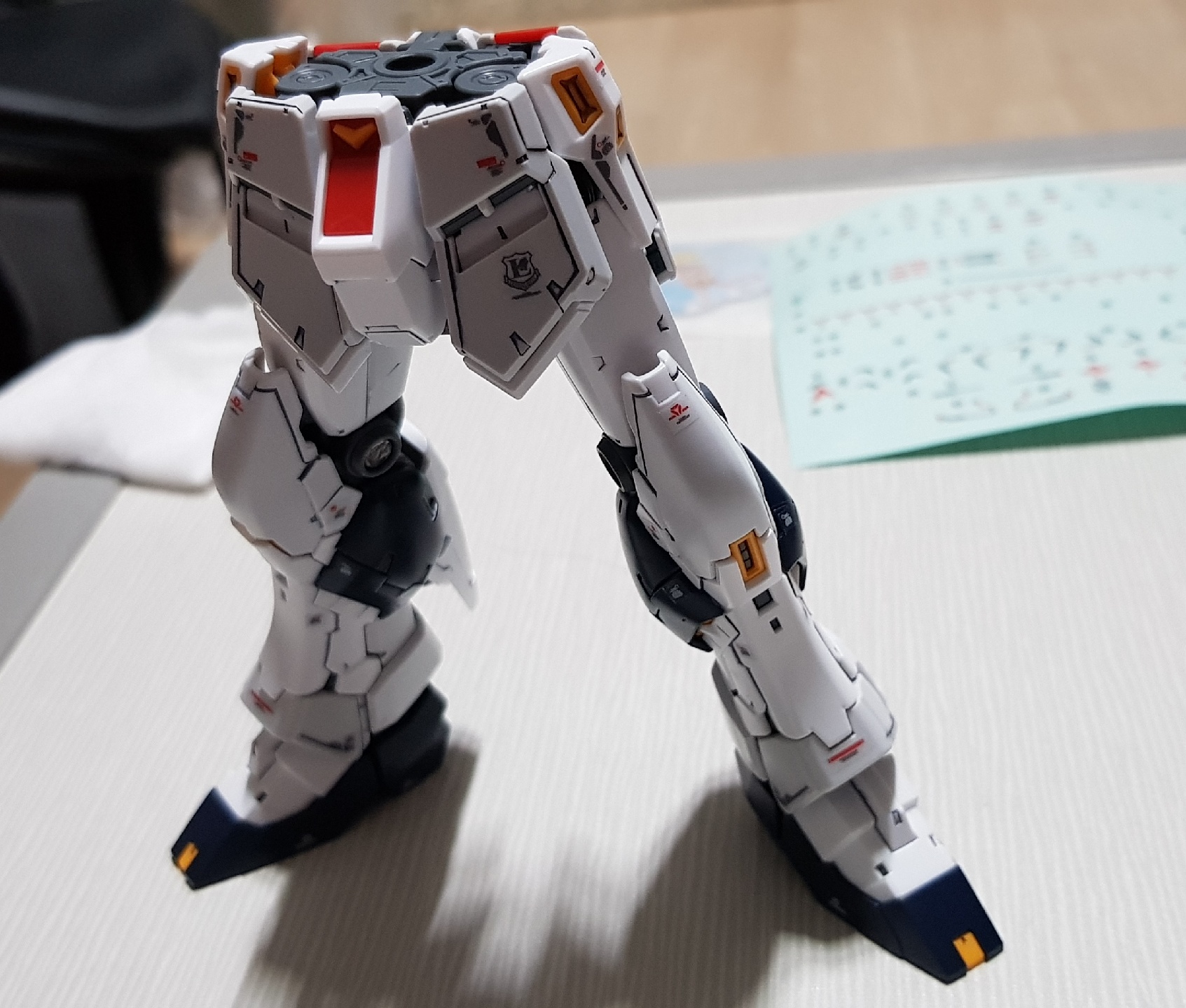 RG ν Gundam