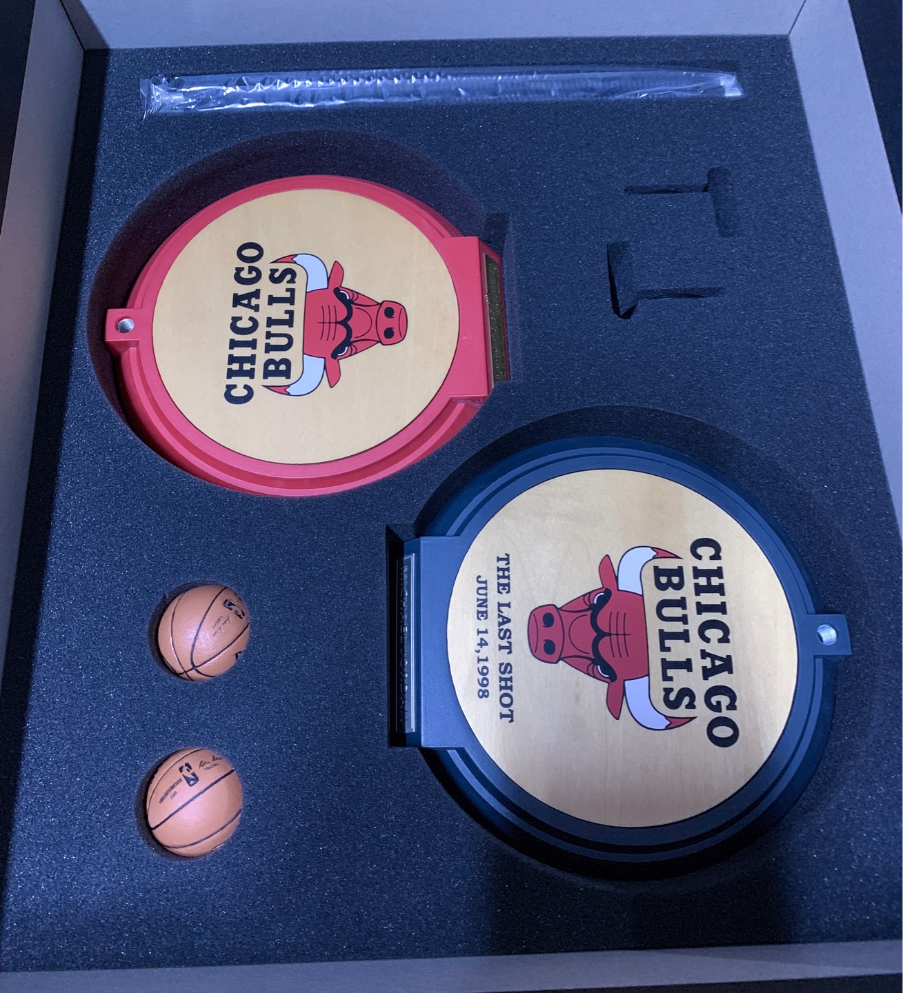 Enterbay NBA Michael Jordan Final Edition (Away) - 2.