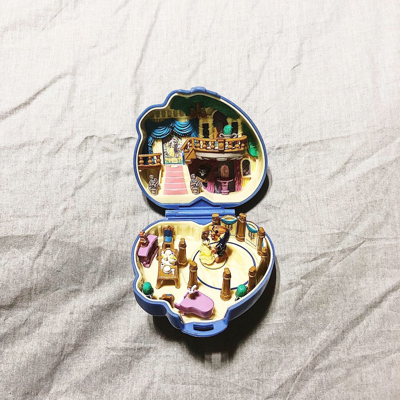 Beauty and the Beast polly pocket 🌹
