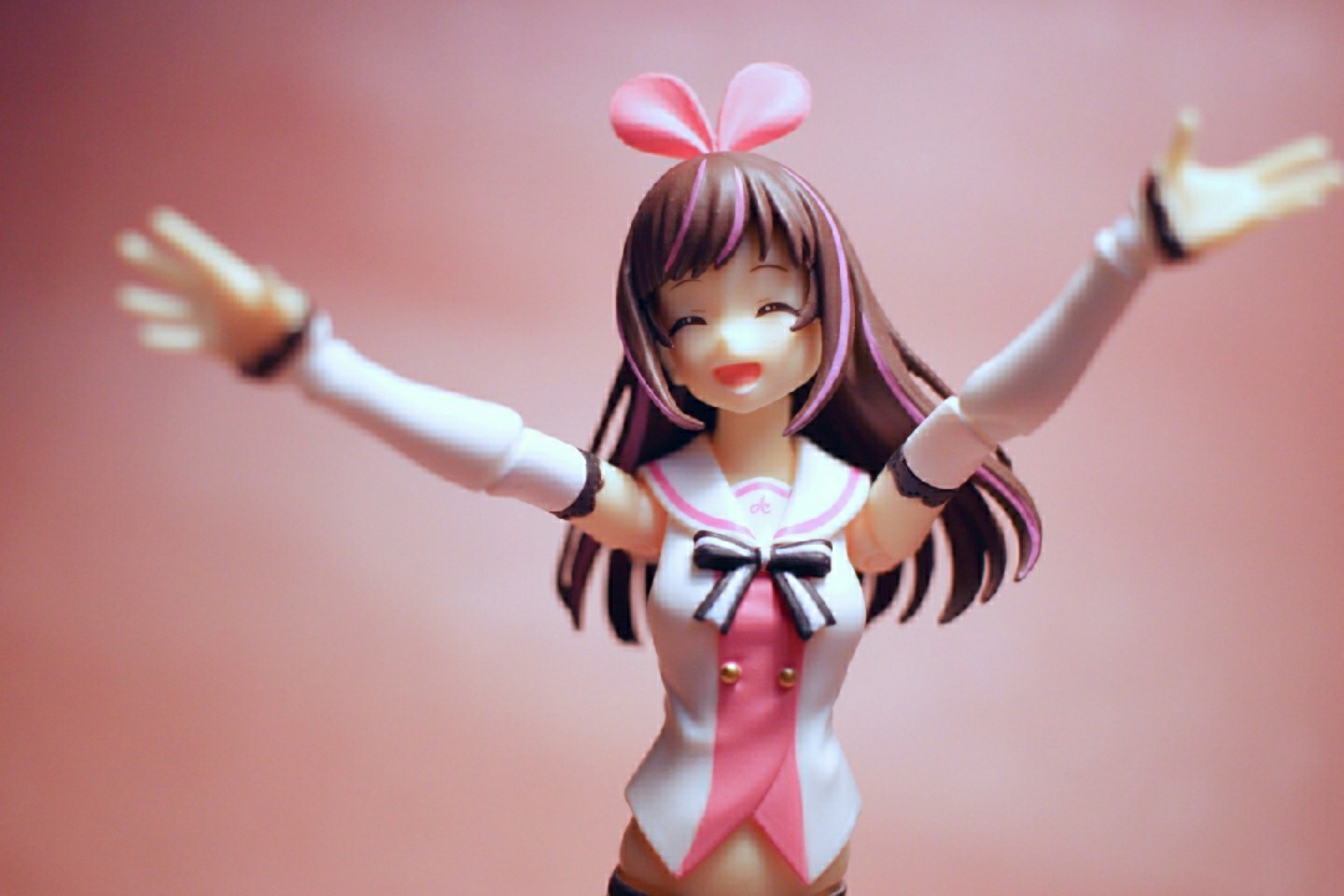 \^ㅁ^/
