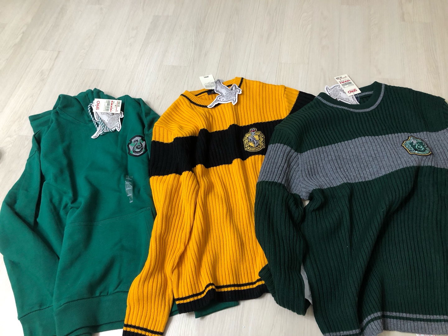 해리포터 퀴디치스웨터💚🧡💚
