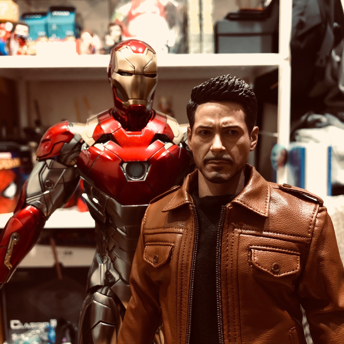 a  man in  autumn🍁
Tonystark&Ironman-mark47
