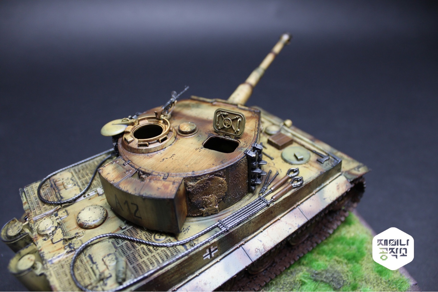 1/35 Tiger 