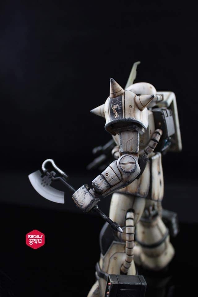 MG ZAKU II White Ogre