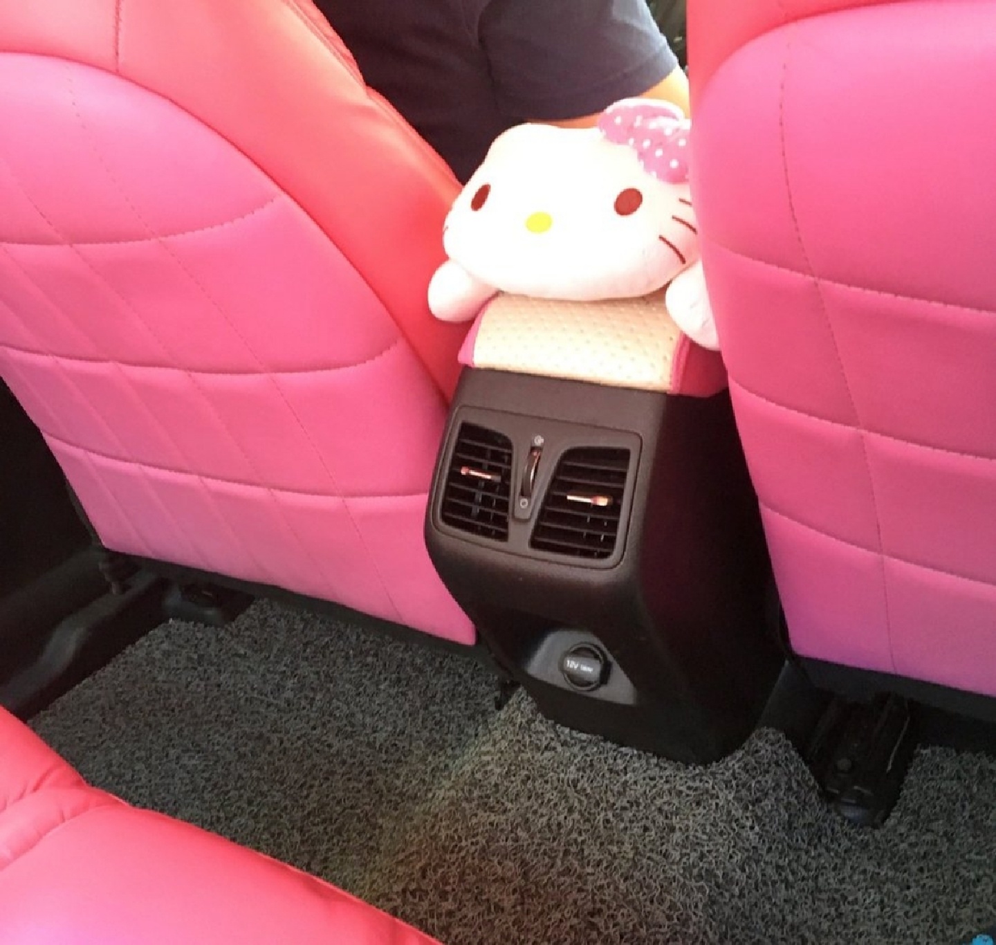 헬로키티 택시 🚖