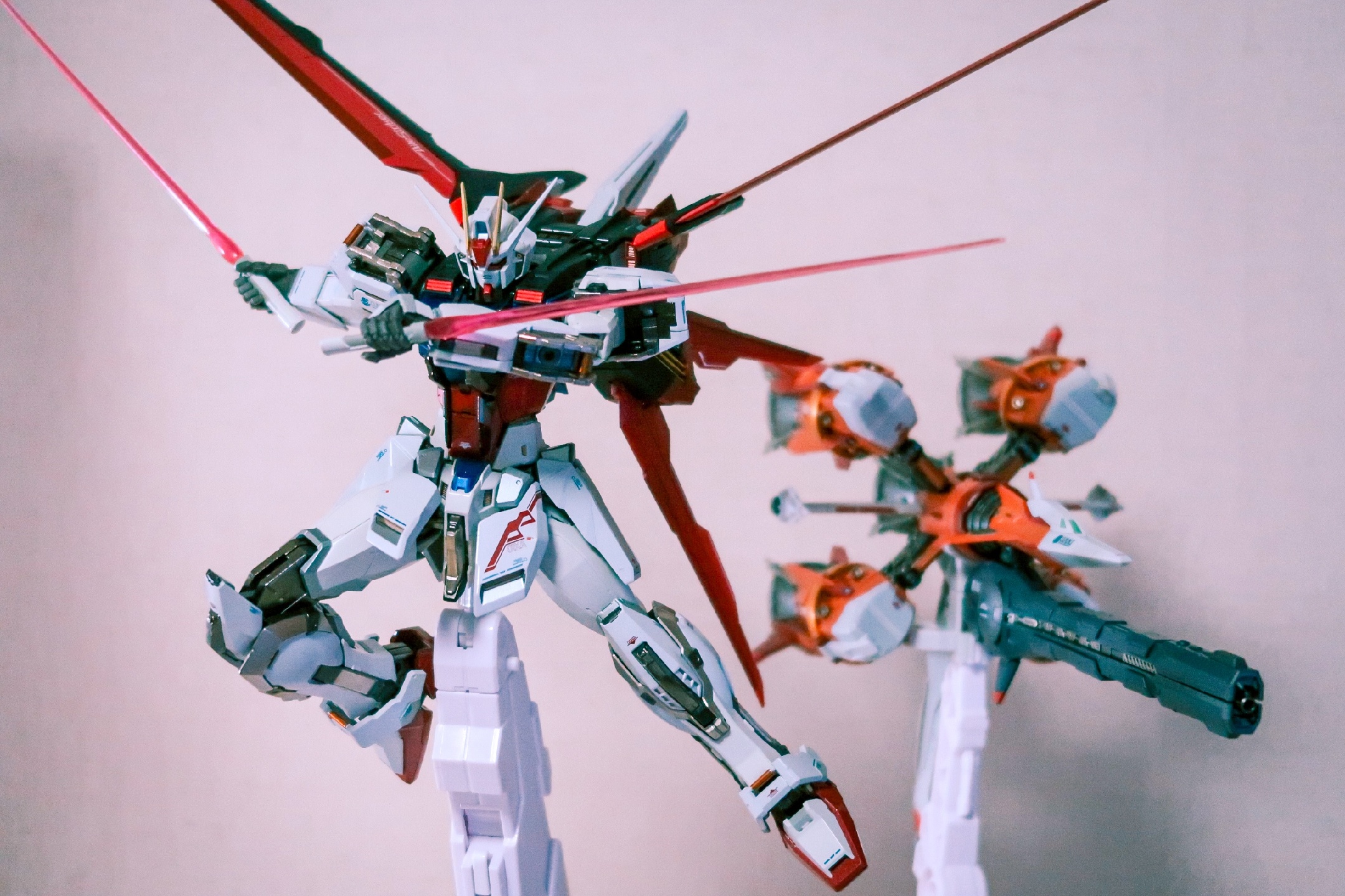 Ailestrike Gundam & Gunbarrel striker