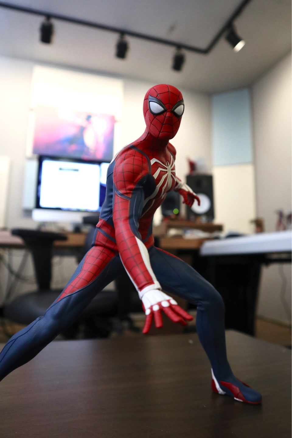 핫토이 PS4 스파이더맨 어드밴스 슈트